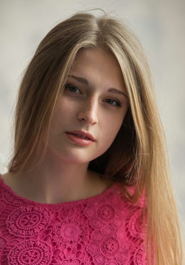 Амалия, 19 лет, 5 размер груди